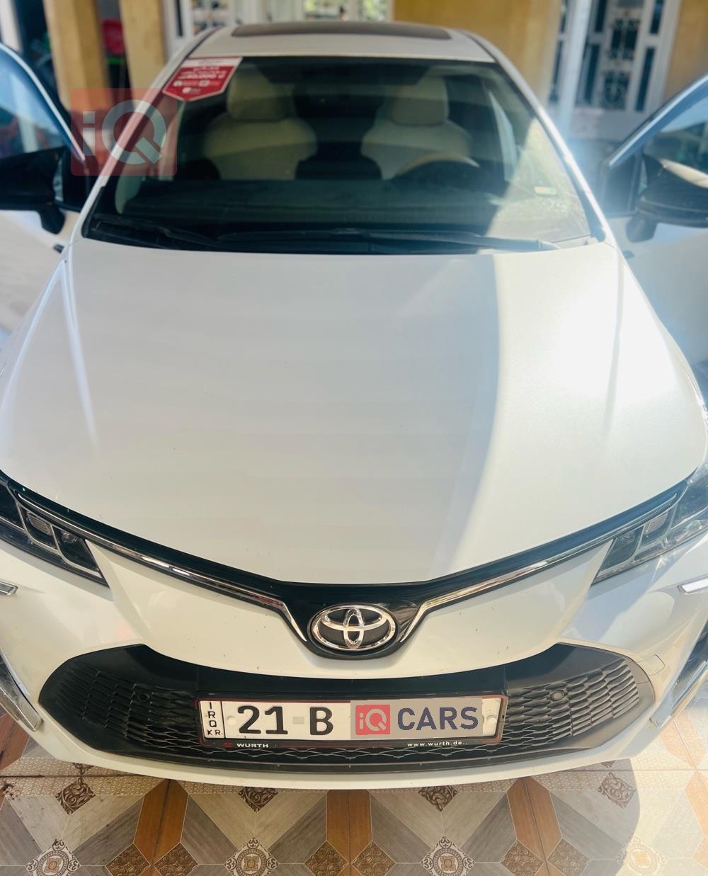 تۆیۆتا کۆرۆلا